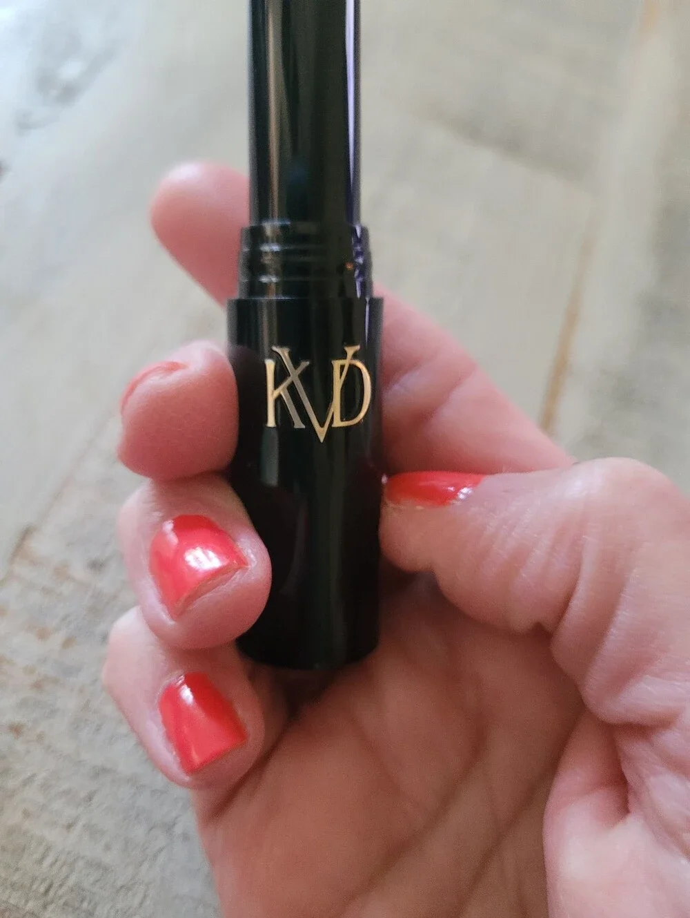 New kat von d red matte lipstick